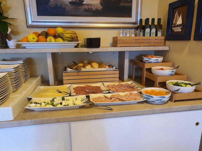 Food & Drinks 5, Stella Marina Residence, Livorno