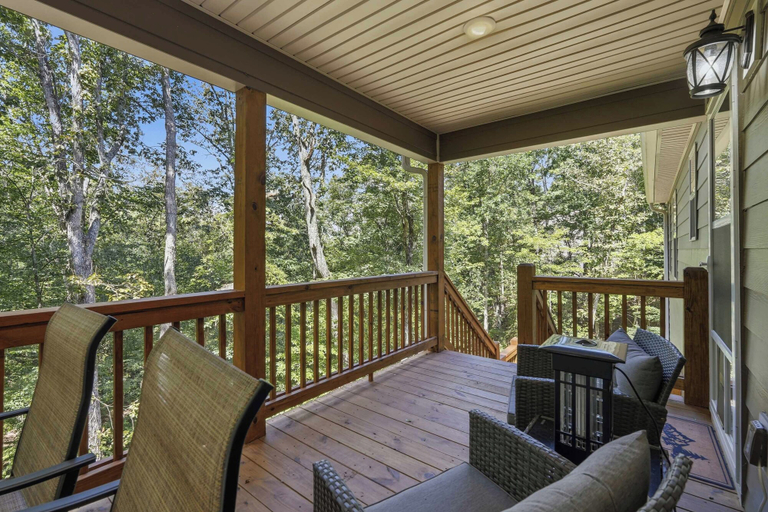 Others 3, Eagle Mountain - Cozy 3BR Cabin, Gilmer