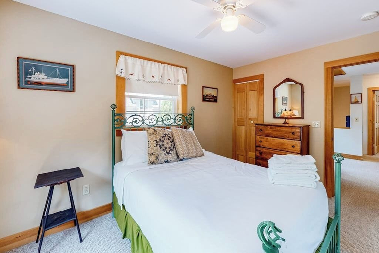 Others 5, Two-story Home Steps From Laite Beach - Stroll to the Harbor, 1 dog Welcome, Knox