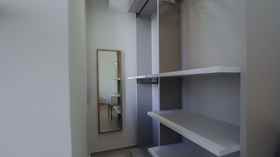 Others 5, Italianway Comfort - Soperga 15, Milano