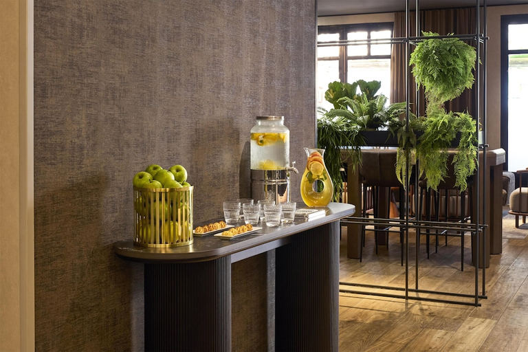 Food & Drinks 5, NH Paris Gare De l'Est, Paris