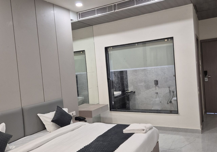 Others 3, Hotel Arena, Ajmer