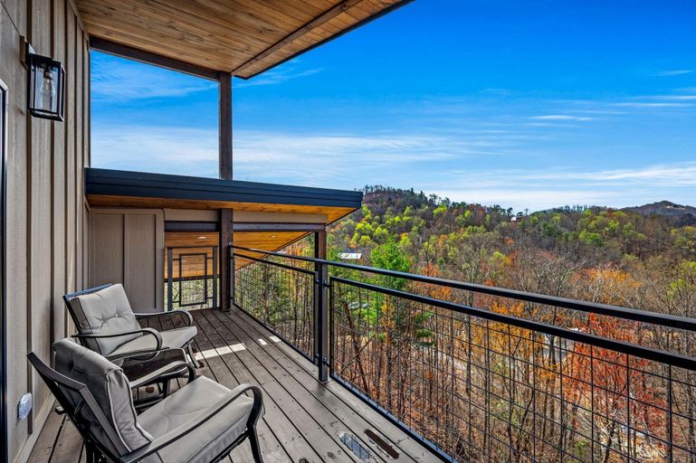 Others 3, Majestic Overlook, Sevier