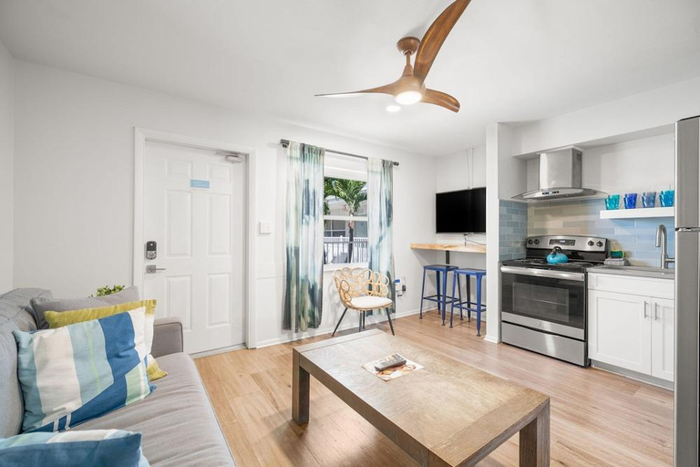 Others 3, New! Modern King Suite Steps to the Beach!, Pinellas