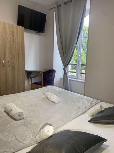 Bedroom 2, Hôtel du Cerf, Cher