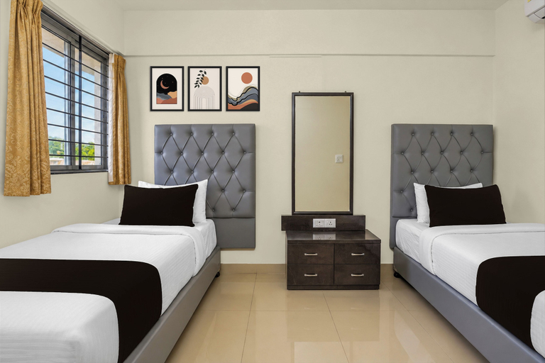 Others 4, Townhouse Nanded City, Pune