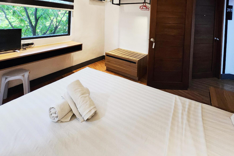 Bedroom 4, Boulevard Pension Hotel powered by Cocotel, Cebu City
