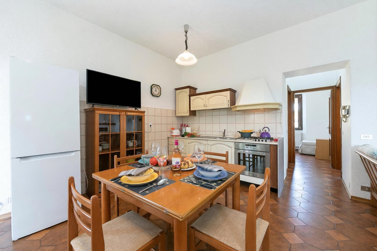 Others 5, Charming La Gelosia Few Min From Lake: 2BR Monvalle Apartment, Varese