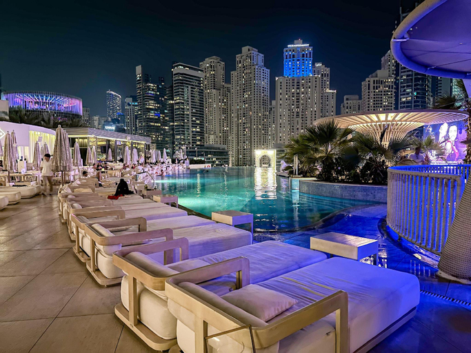 Sport & Beauty 2, Scenic view studio/Dubai Marina, Dubai