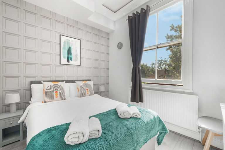 Others 3, The Cozy Stays Hackney House, London