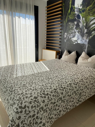 Others 3, Penthouse Zenia Beach, Alicante