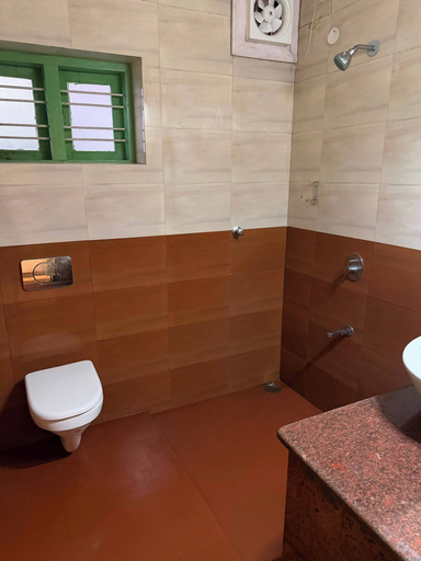 Others 5, Hasu Stay, Kodagu