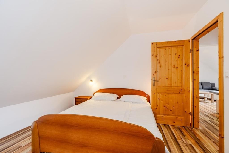 Others 3, Apartment Pr' Štajercu with Free Parking, Bovec