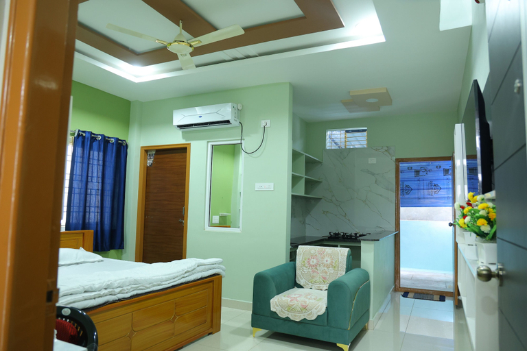 Others 5, SK Lodge, Anantapur