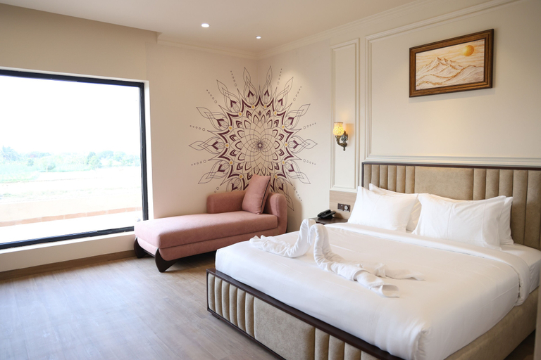 Others 3, Vseven Hotels, Tiruvannamalai