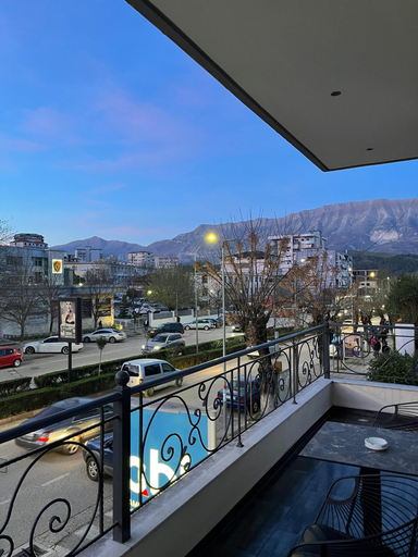 Others 5, Dreams Hotel, Gjirokastrës