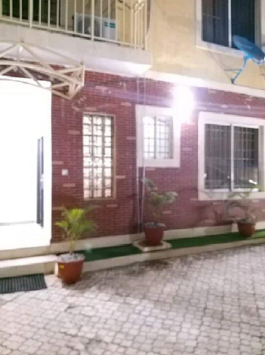 Others 2, HOUSE 3D HOTEL, AbujaMun