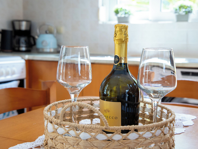 Food & Drinks 5, Mili's House SeaView - Kalyves, Crete