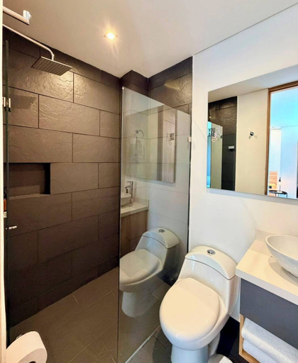 Others 2, ONCE SUITES, Envigado