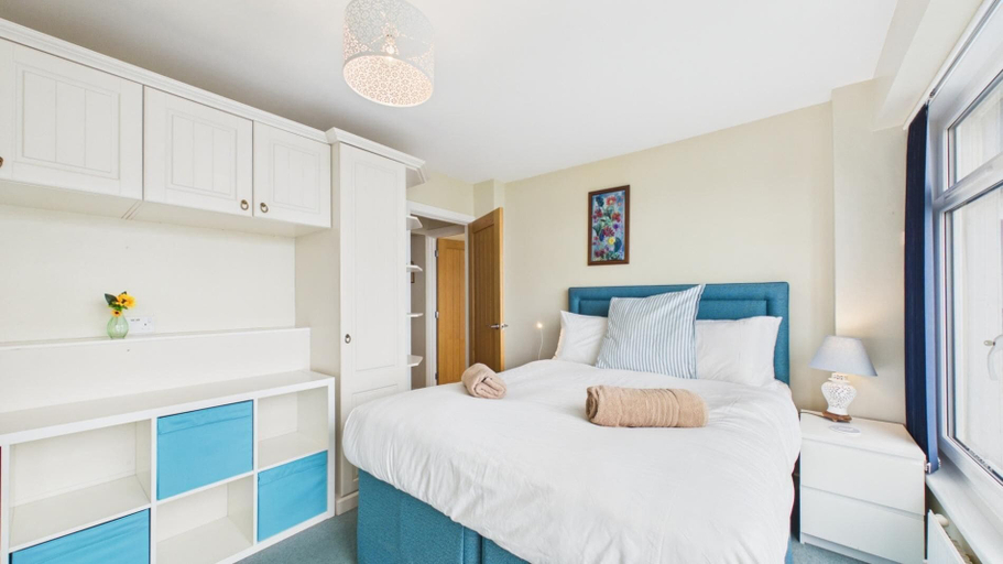 Others 3, Golwg y Môr - 2 Bedroom Apartment - Tenby, Pembrokeshire
