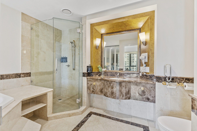 Others 3, Bright Apartment Near Surfers Paradise Beach, Gold Coast
