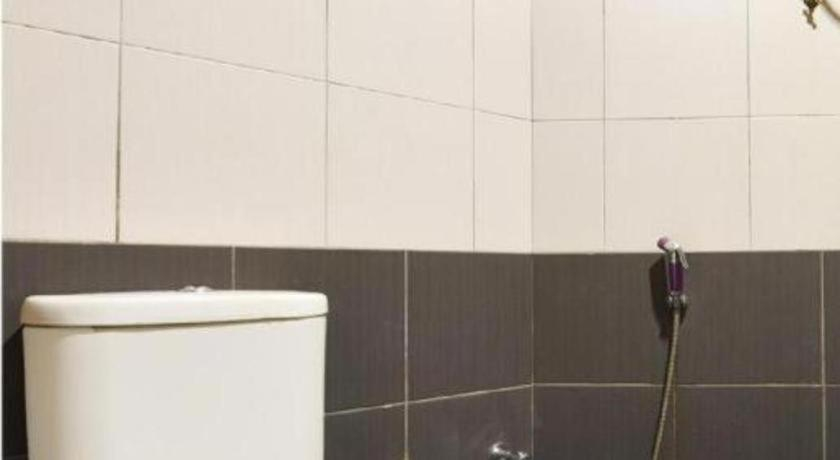 Bathroom 5, INDAH, Kuala Terengganu