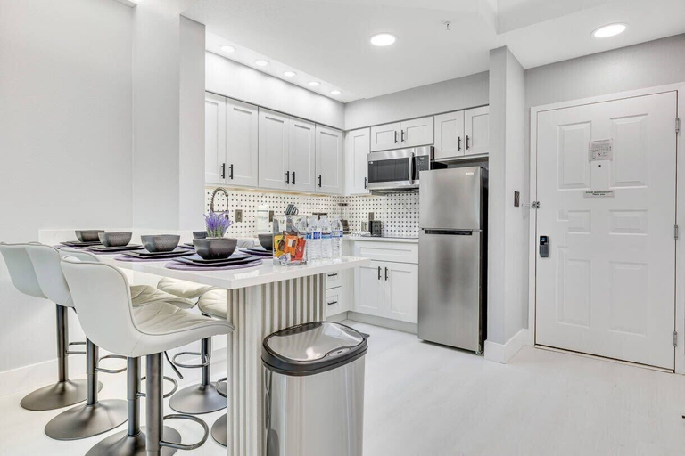 Others 5, Disney Area Suite w/ Pool & Full Kitchen, Orange