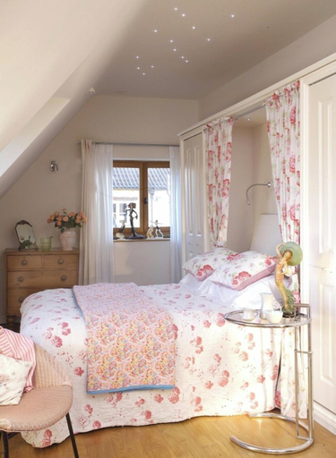 Bedroom 3, Fosse Farmhouse B&B and Holiday Cottages, Wiltshire