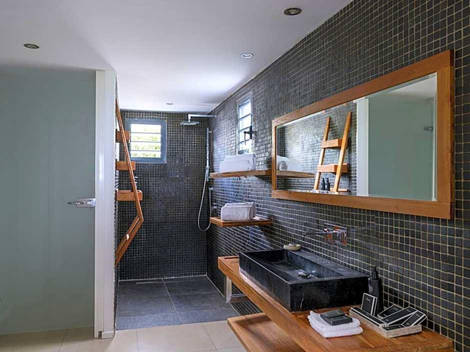 Bathroom 4, La Toubana Hotel & Spa, Sainte-Anne
