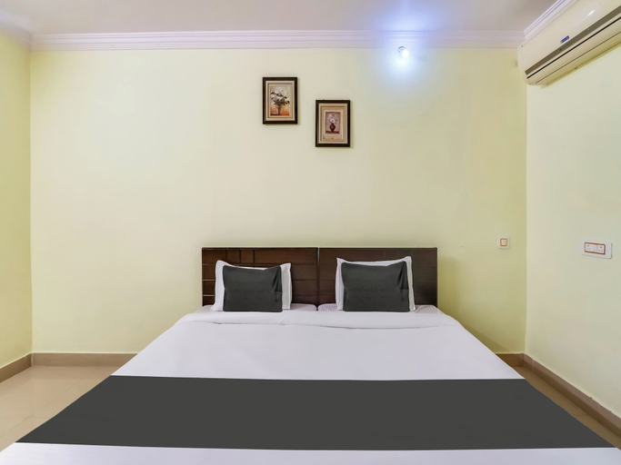Others 4, Hotel O SS ELITE, Medak