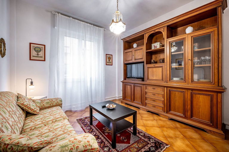 Others 5, Bellini 36, Florence