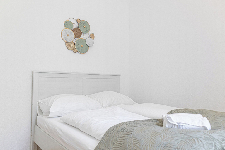 Others 3, Prime 2BR Apartment Near Rennweg, Wien