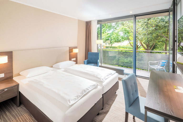 Bedroom 1, GenoHotel Baunatal, Kassel