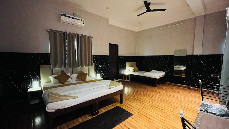 Others 3, Elite Boutique Stays, Ujjain