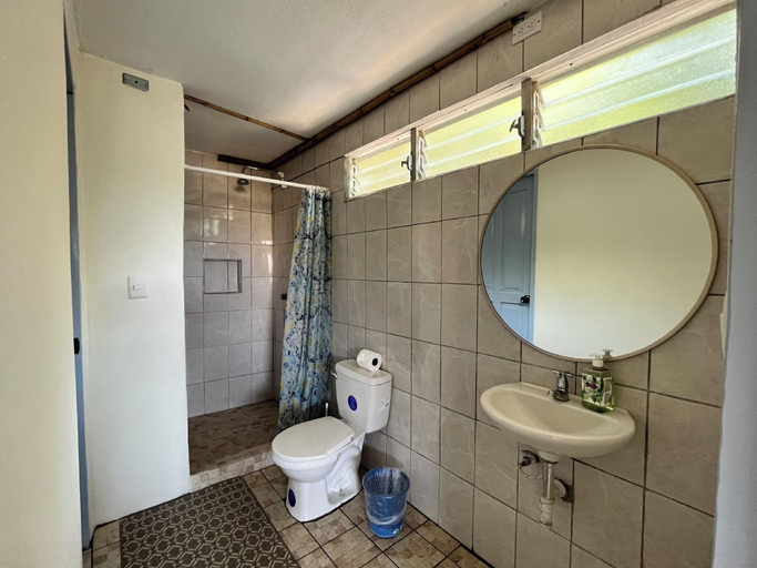 Bathroom, Hotel-Selvazul Laguna Apoyo, Masaya
