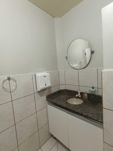 Bathroom 5, Pousada Central, Joinvile