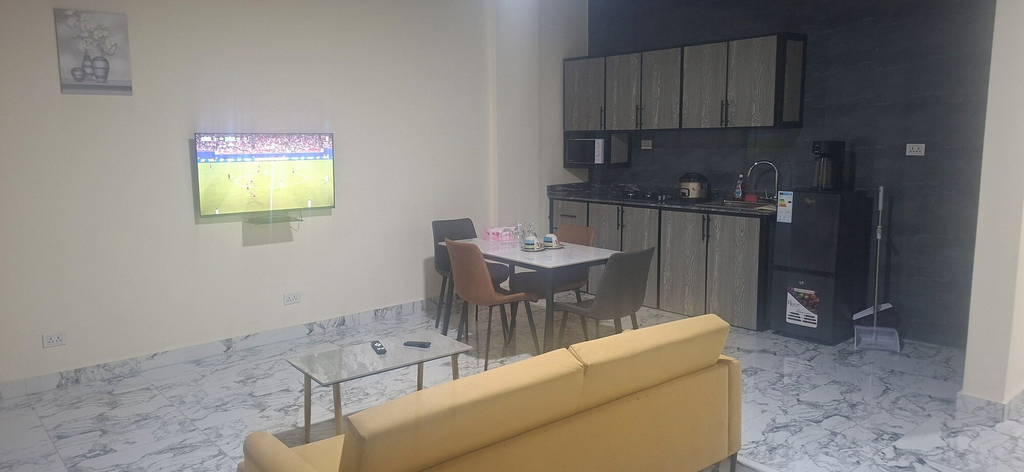 Others 2, TEE GUEST HOUSE, Greater Monrovia