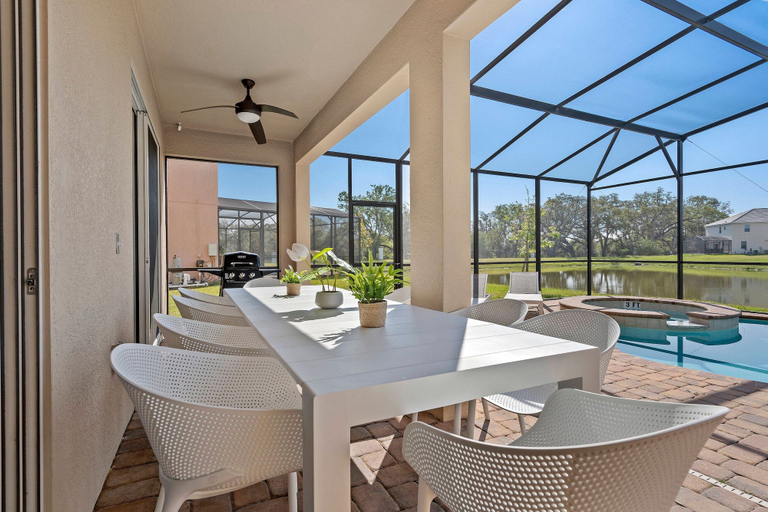 Others 5, 8BR Near Disney Private Pool, spa & Lake View, Osceola