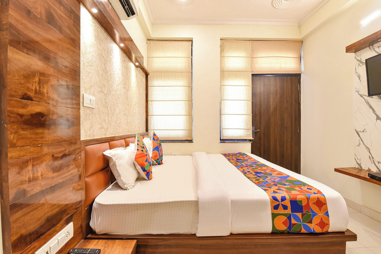 Bedroom 4, FabHotel Tejasvi - Near Birla Mandir, Jaipur