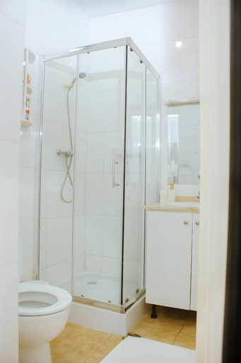 Bathroom, Fortaleza Guesthouse, Ingombota