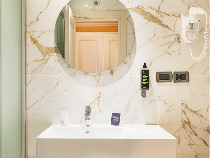 Bathroom 4, B&B Hotel Firenze Laurus al Duomo, Florence
