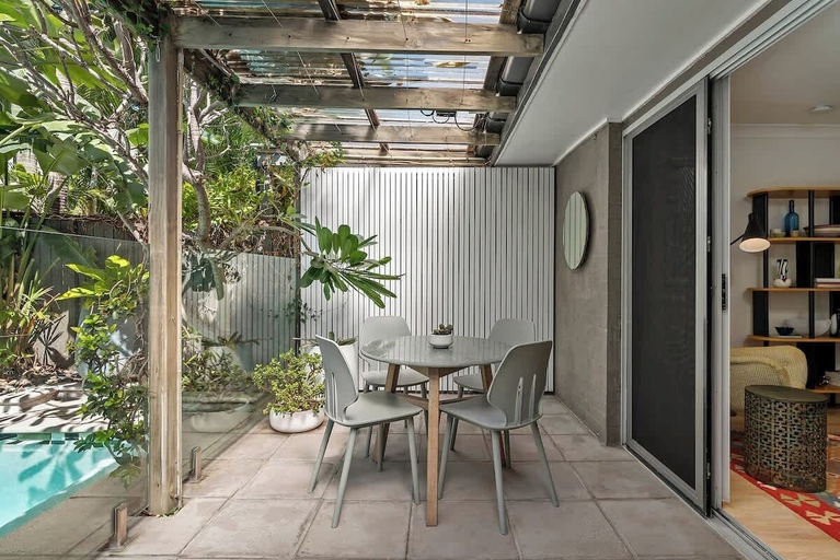 Others 2, The Sanctuary! 1bed, 1bath, 1car, Pool~teneriffe, New Farm