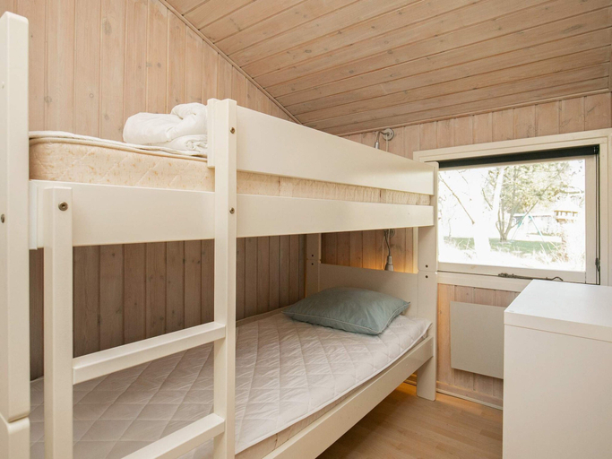 Bedroom 2, 4 Star Holiday Home in Blokhus, Jammerbugt