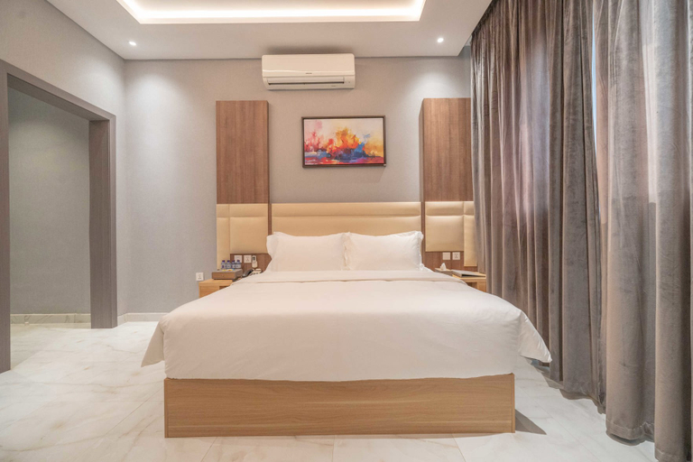 Others 4, Tang-House Hotel, Riyadh