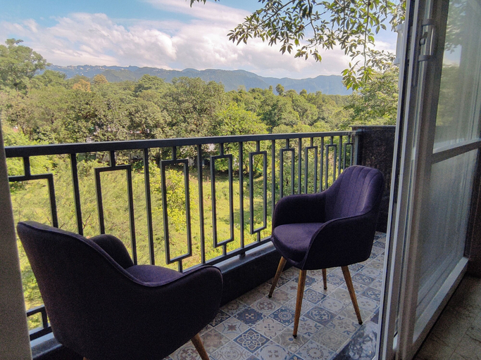 Others 4, Enchanting Mountain Stays, Dehradun