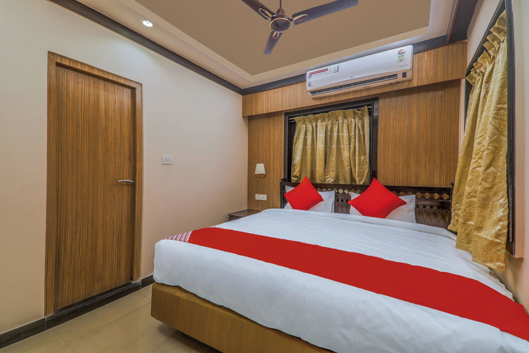 Others 5, Super Townhouse Biodiversity Park, Gurgaon