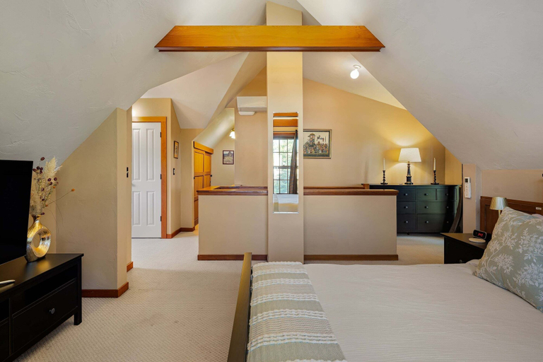 Others 4, Craftsman Grove - 10 Minutes To Campus 4 Bedroom Home, Lane