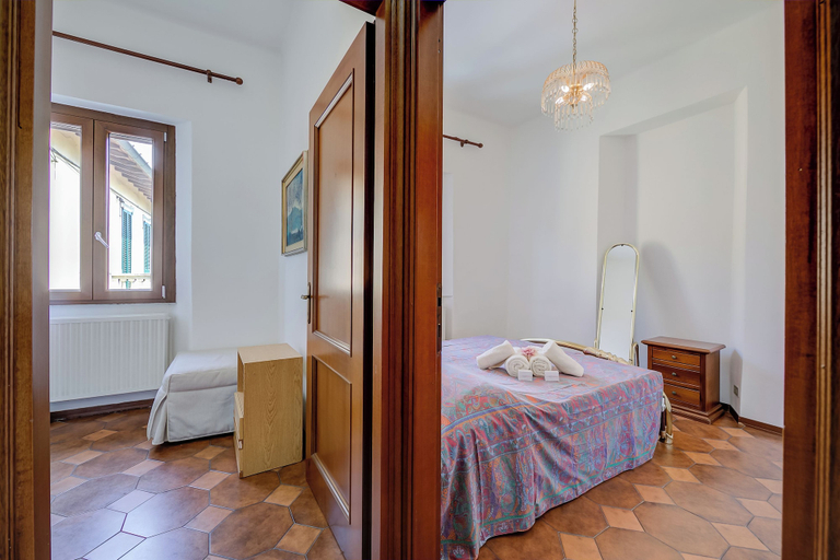 Others 1, Charming La Gelosia Few Min From Lake: 2BR Monvalle Apartment, Varese