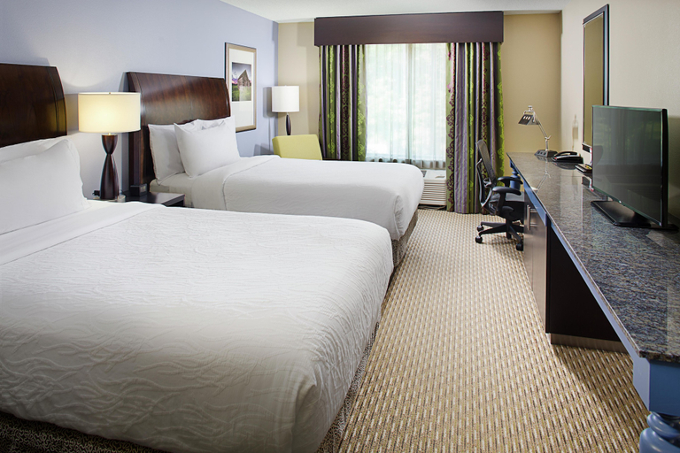 Bedroom 3, Hilton Garden Inn Raleigh-Durham Airport, Wake