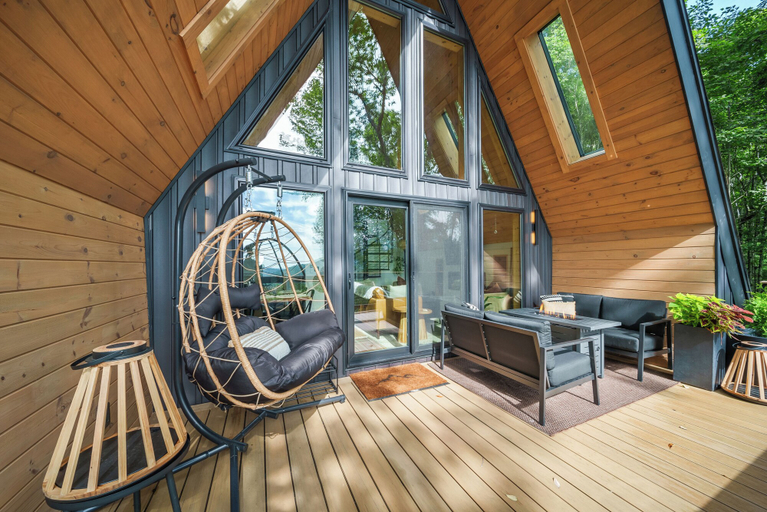 Others 2, Ascent A-frame at Calm Ridge Treehouses, Watauga